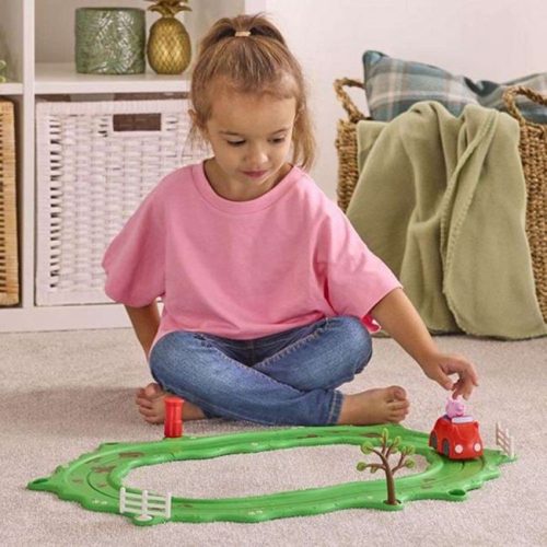 Peppa Pig Whizz Around autós játékkészlet - Giochi Preziosi