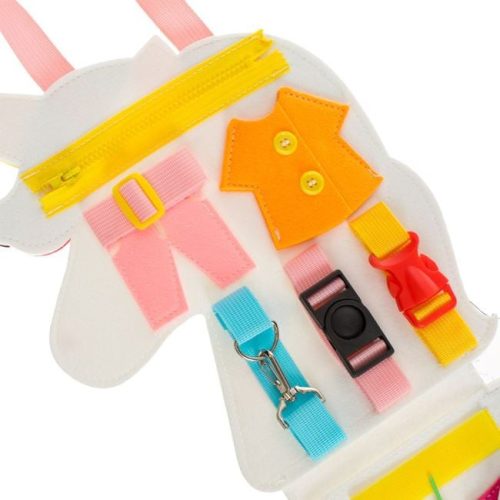 Unikornisos készségfejlesztő csendeskönyv