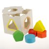 Színes Formaillesztő Fa Kocka Babáknak 9x9x9cm