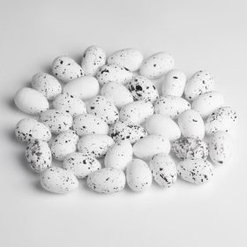   Fehér Húsvéti Dekortojások Fekete Pöttyökkel 3cm - 36db