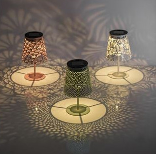 Szolár Asztali Lámpa Perforált Búrával, 3 Különböző Színben Ø10x22cm