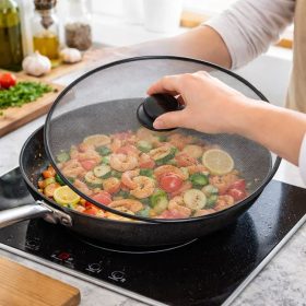 Fekete kifröccsenésgátló szita, Ø29 cm