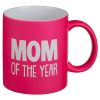 Neon fukszia kerámia bögre „Mom of the Year” felirattal, 340ml